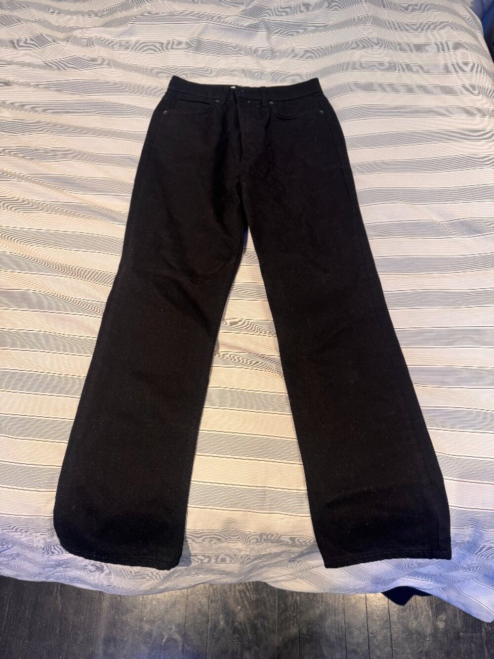 Reformation Jeans — Black Wide-Leg (Size 26)